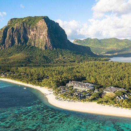 Jw Marriott Mauritius Resort Le Morne Brabant Exterior photo