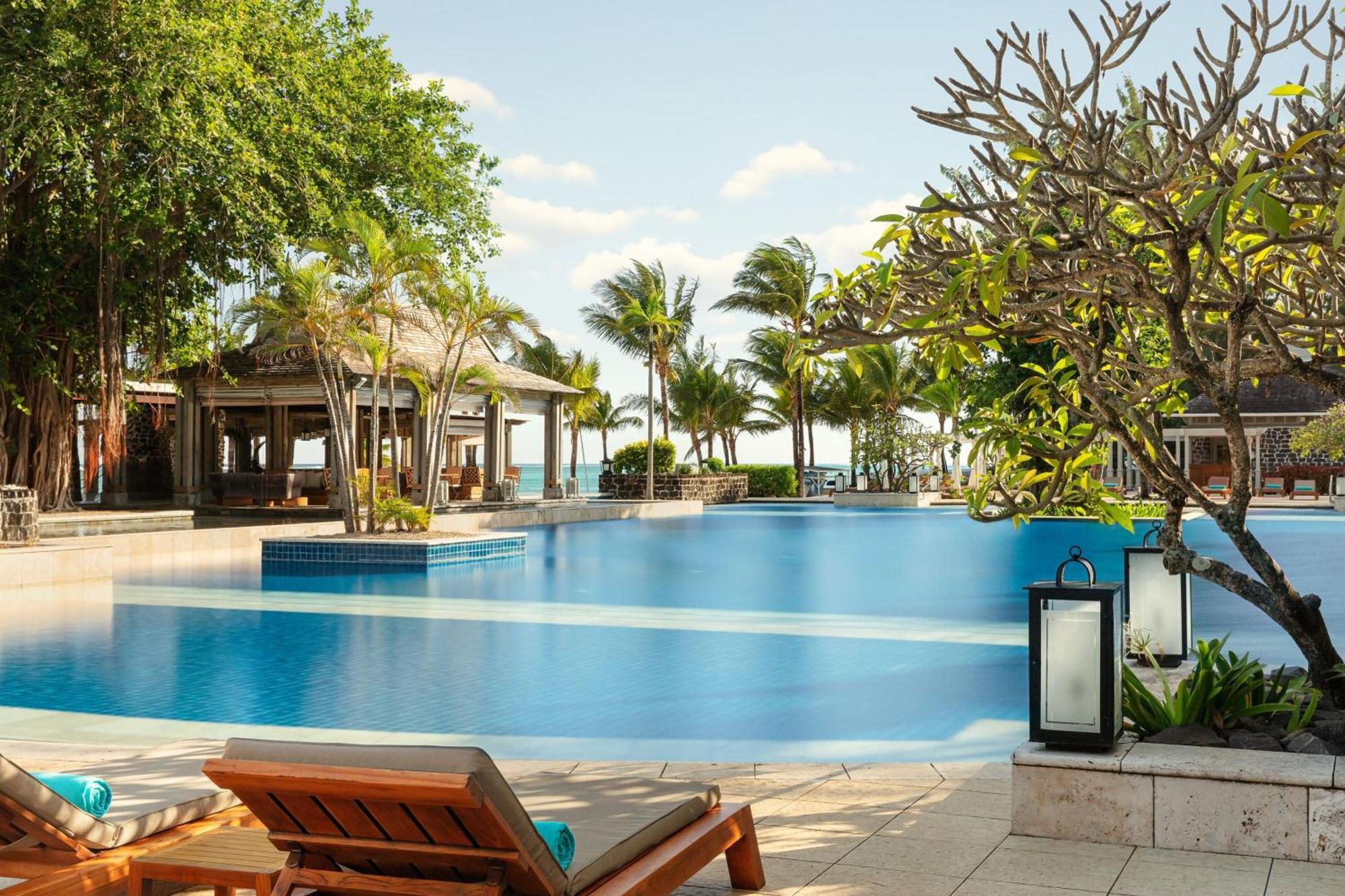 Jw Marriott Mauritius Resort Le Morne Brabant Exterior photo